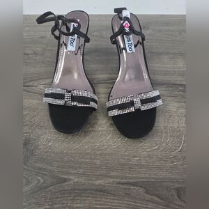 2LipsToo Elegant Black Women's Heels with Rhinestone Accents Size 8.5 NWOT